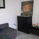 Charming 2 Bed In Pueblo Evita Апартаменты
